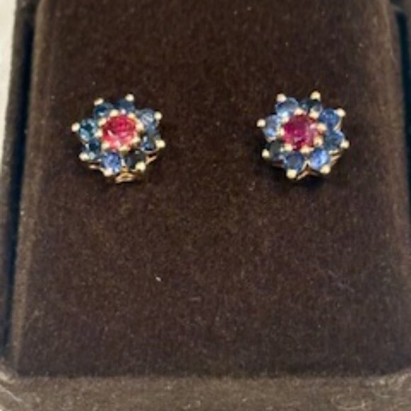 Beautiful 14K gold stud earrings-Blue and red stones